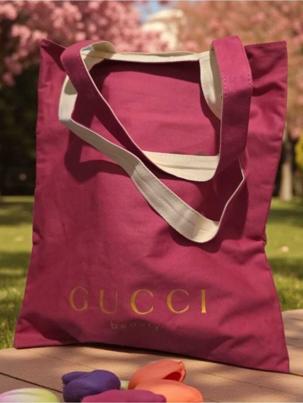 Pink Gucci Beauty Reversible Light Canvas Tote with Cream Straps - New